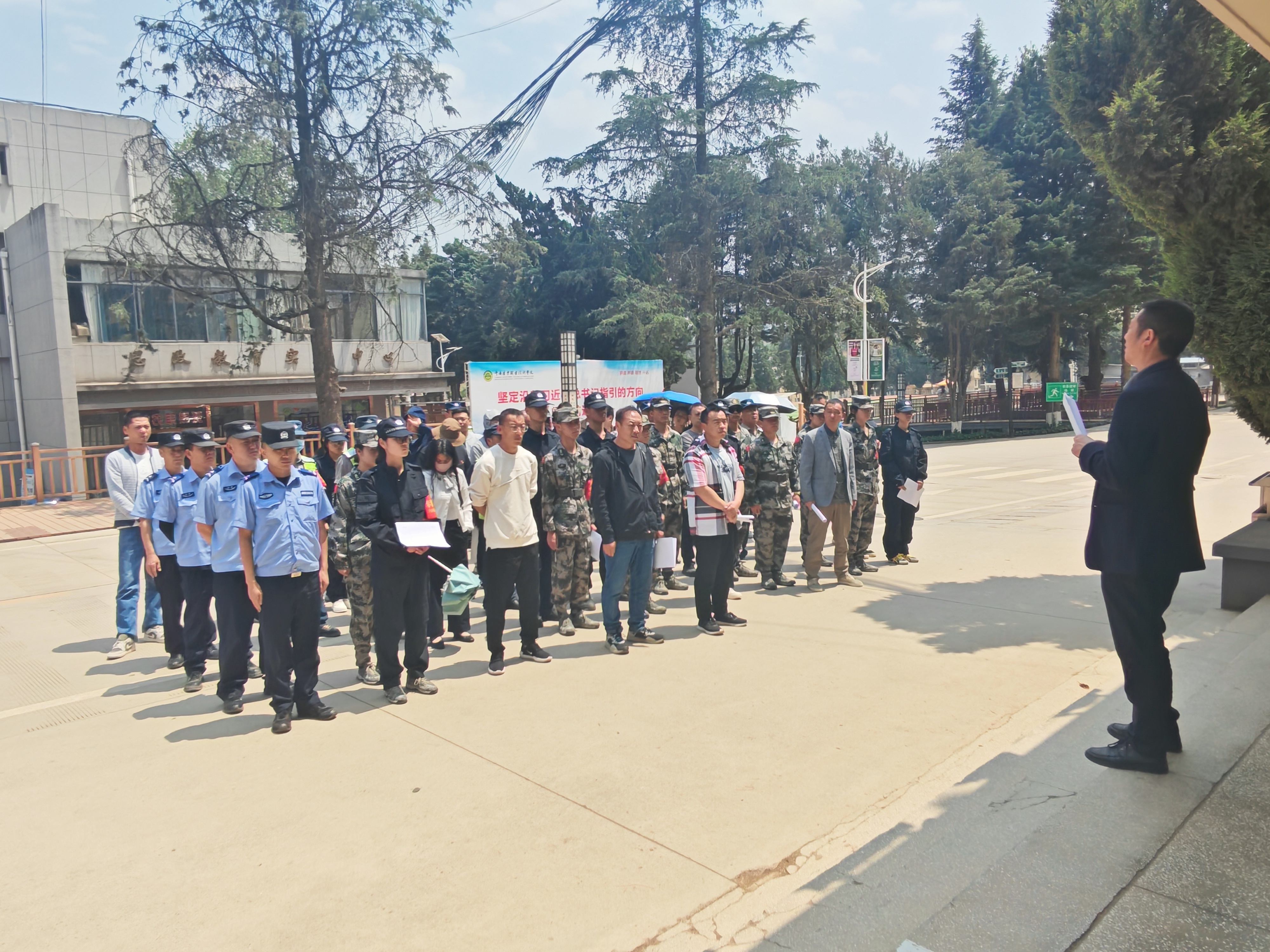 筑牢防护防线，携手守护平安校园 ——世界杯官网开展春季学期校园及学生宿舍安全大检查